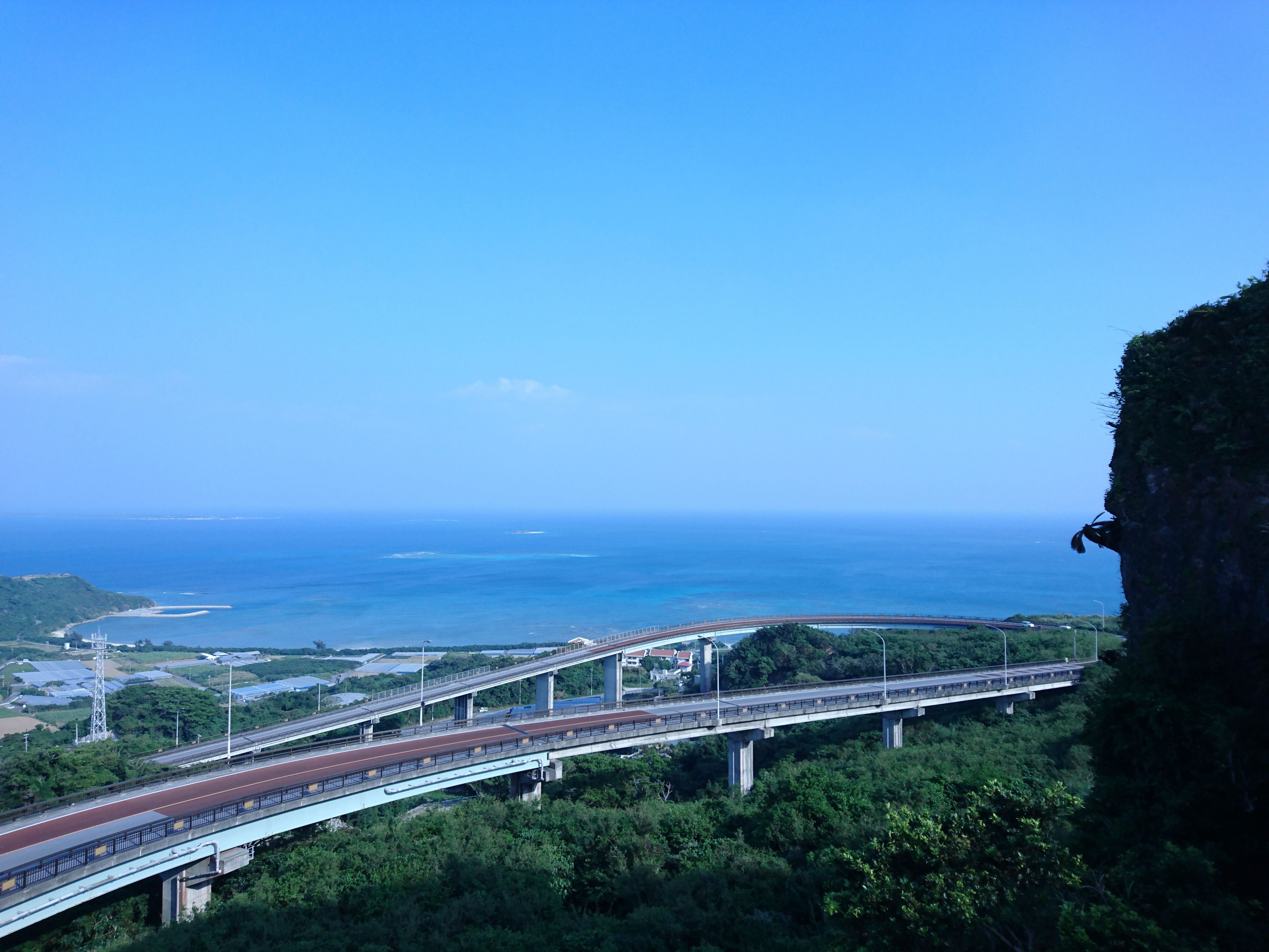 沖縄県南城市知念吉富の写真 １枚目